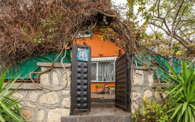 Amazing House With Sea View in Bakirkoy