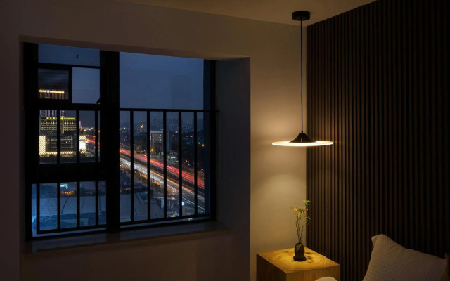 Locals Apartment House 29