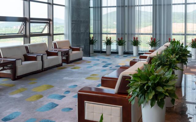 Holiday Inn Resort Maoshan Hot-Spring by IHG