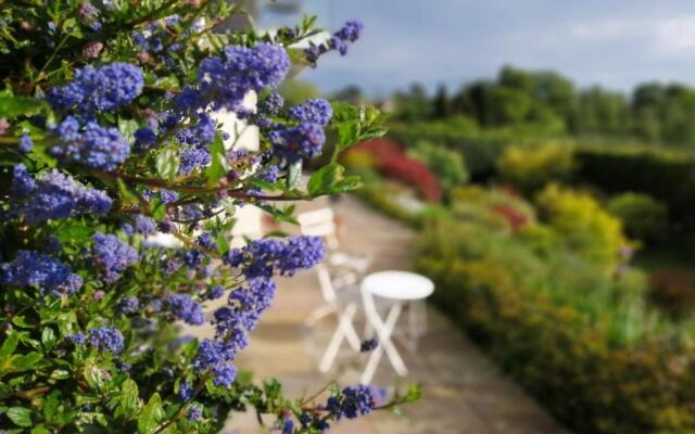 Meadow Cottage Bed & Breakfast