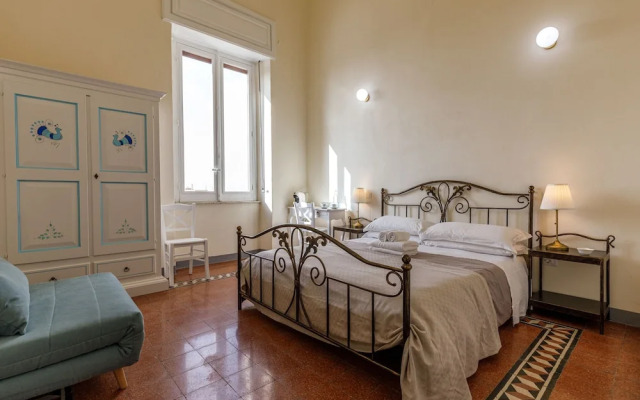 Onlyrooms IV - Sea View & Free Parking