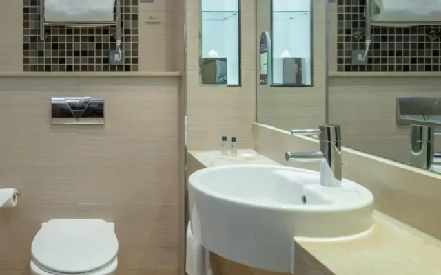 Hampshire Court Hotel & Spa