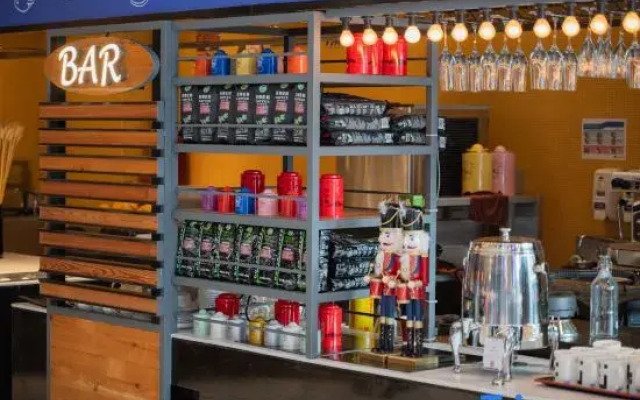 Shanghai Pudong Grand Metropark Hotel