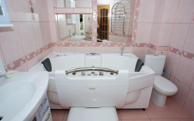 Apartments on 11A Mikheeva Street