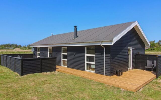 "Genadij" - 900m from the sea in NW Jutland
