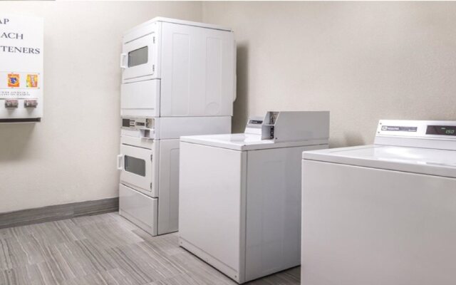 Holiday Inn Express & Suites Laplace by IHG