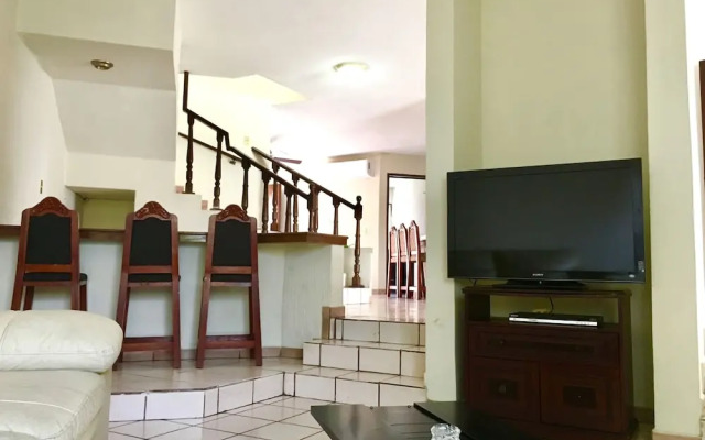 Casa Baraka, Cerca de Malecón, Centro Histórico y Playas