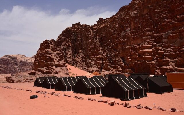 Wadi Rum Candles Camp