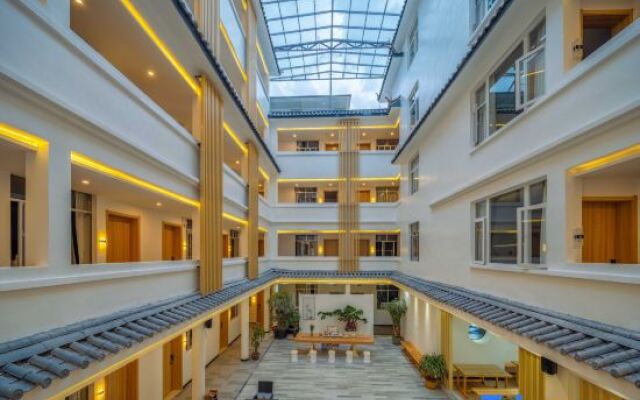 Yunduo Hotel (Lijiang Ancient City)