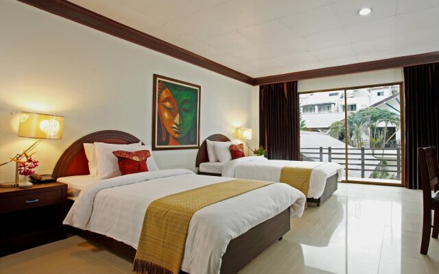 Bamboo Beach Hotel & Spa