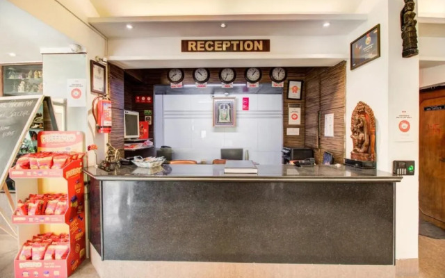 OYO Flagship 19825 Hotel Panchratna