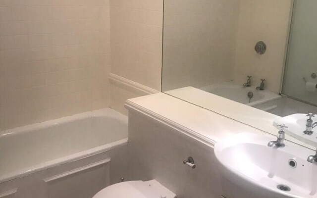 Beautiful one bedroom in Kensington