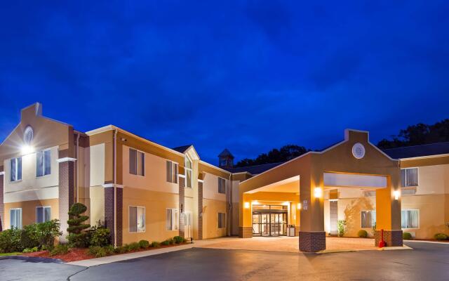 Best Western Plus New England Inn & Suites