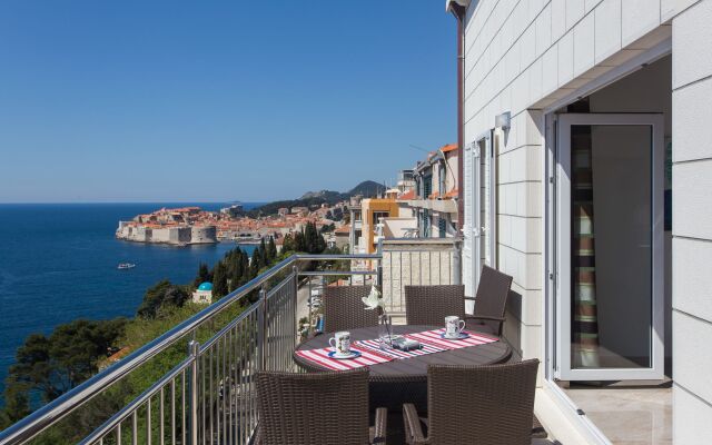 Apartments Villa Ari