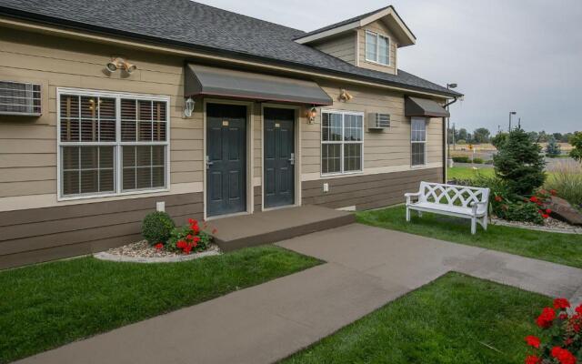 Stratford Suites