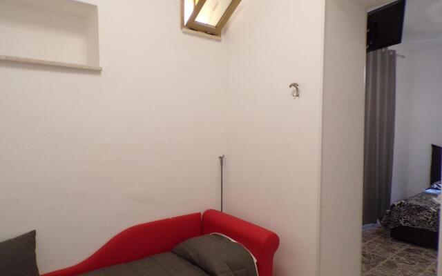 NUOVA AURORA Rent Rooms