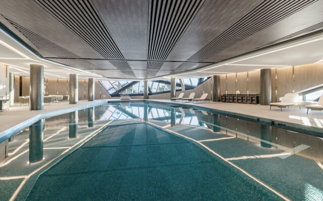 The Langham, Gold Coast and Jewel Residences