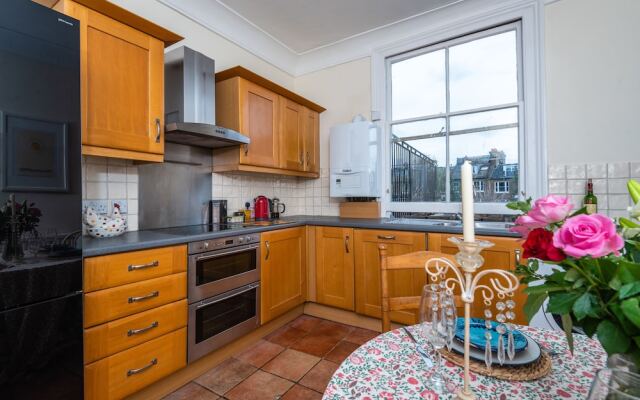 Panoramic Family Home in Maida Vale