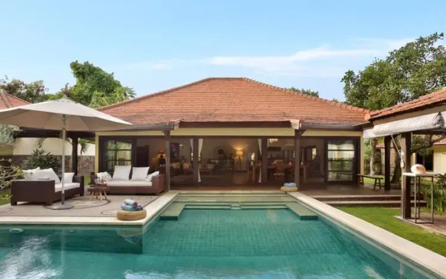 Acacias Villa