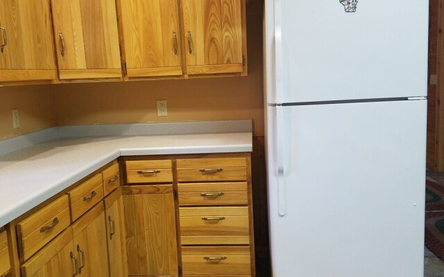 Katherine Lake Lodge