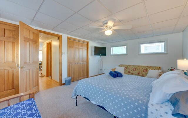 Wells Beach House w/ Ocean-view Deck