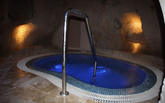 Cappa Villa Cave Hotel & Spa