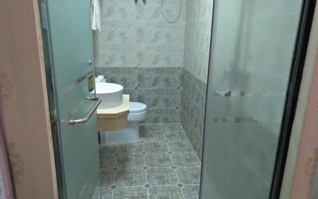 Hulunber Yijia Hotel