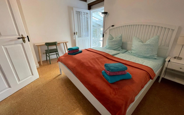 Liebevoll eingerichtetes Ferienhaus mit großem Garten