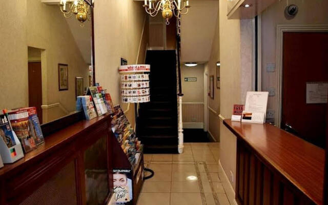The London Agent - Victoria Home From Home