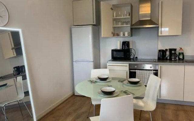 Immaculate 2-bed Apartment in Manchester