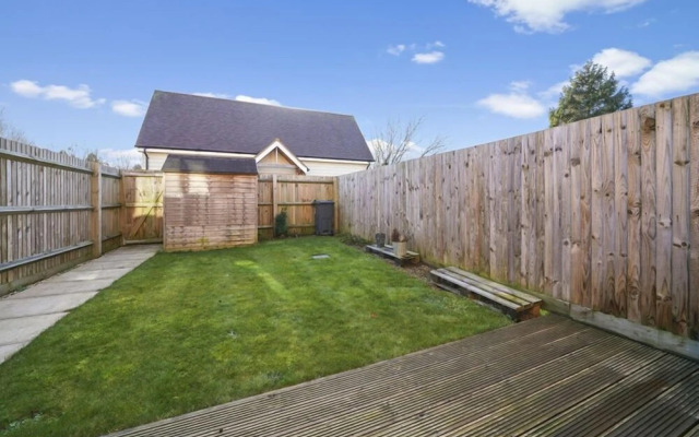 Spacious Canterbury Townhouse