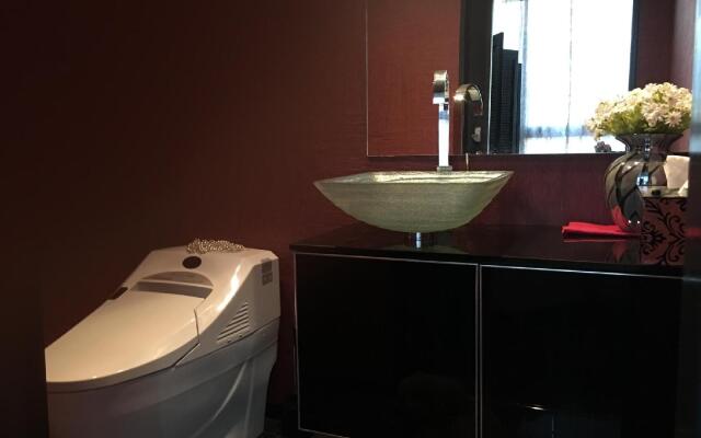 Japanese Style Hotel Momoyama
