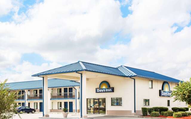 Days Inn by Wyndham Valdosta I-75