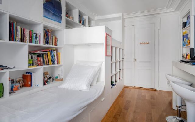 Paris Haussmann Elegant Residence