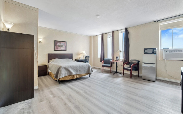 Royal Inn and Suites at Guelph