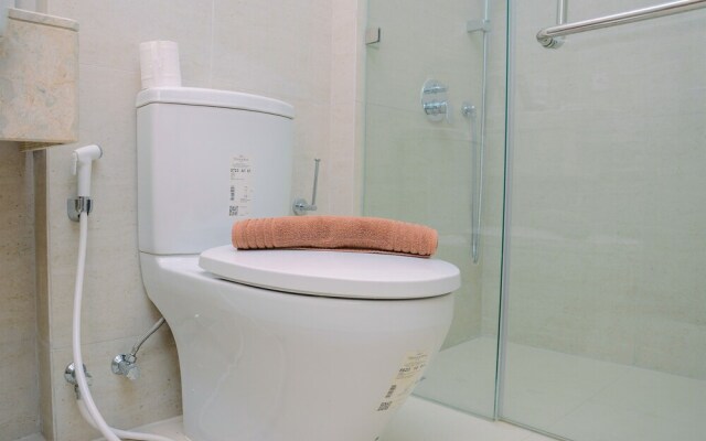 Best Price Studio Apartment at Gold Coast
