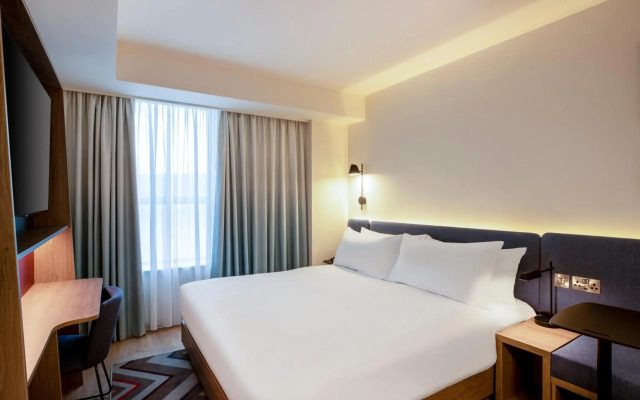 Hampton by Hilton Bath City