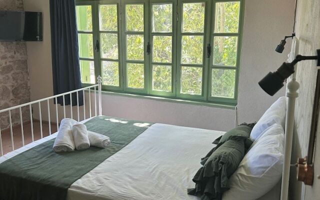 Asclepius Boutique Hotel & Cafe
