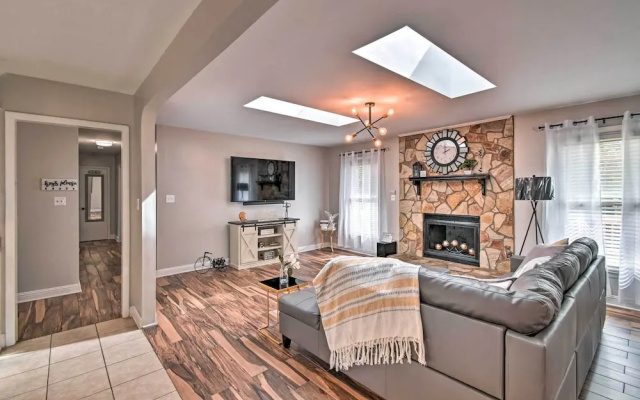 Fayetteville Vacation Rental w/ Sunroom & Yard!