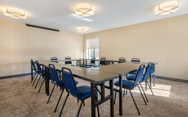Best Western Chicago - Downers Grove