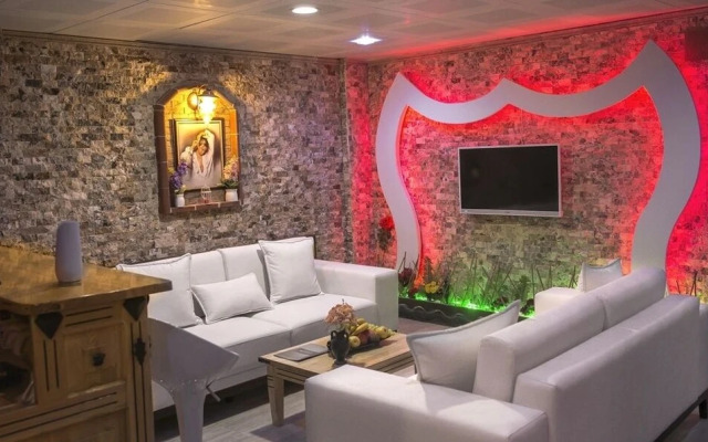 Oguzhan Residence