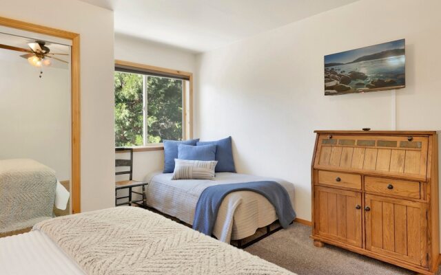 Three Bears INN #2147