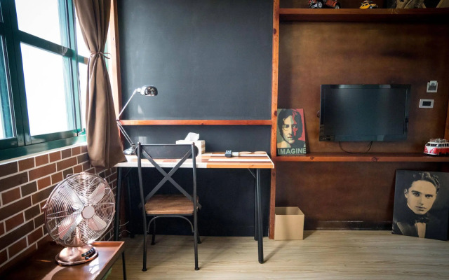 Baker Street Design Inn