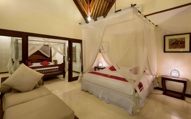 Bali Villa Near the Beach, 2015