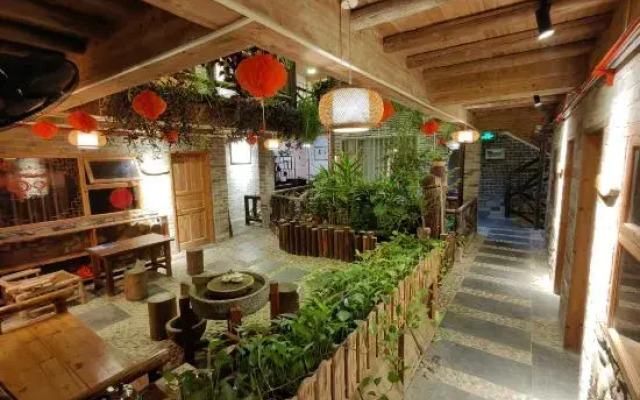 Huangyao Courtyard Inn