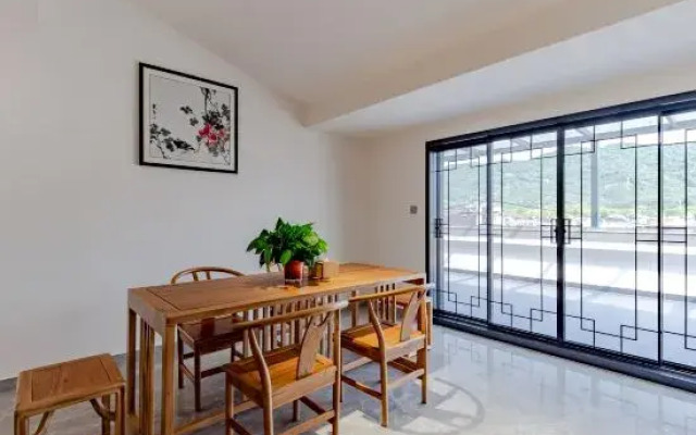 Xiantan Shiguang Homestay (Taohuatan Scenic Area)