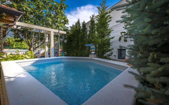 Stunning Home in Kostrena With Wifi and 2 Bedrooms