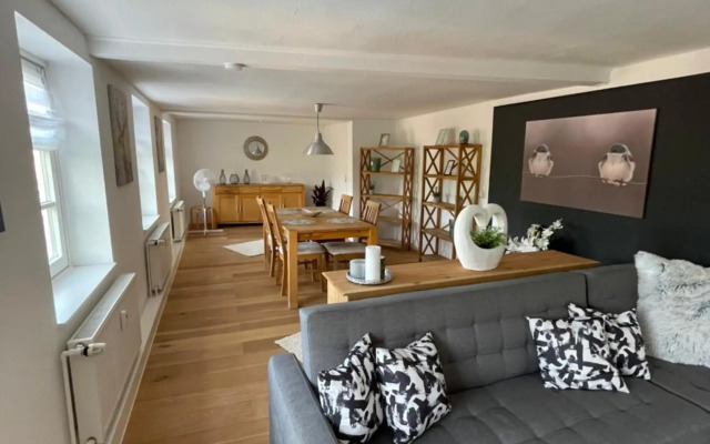 Haus an der Brücke 2