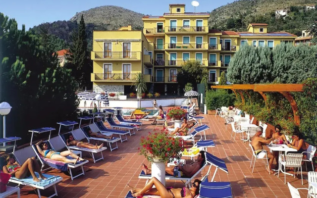 Apartment in Pietra Ligure With Balcony or Terrace-formerly TUI Ferienhaus