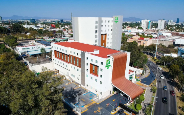 Holiday Inn Express Guadalajara Uag